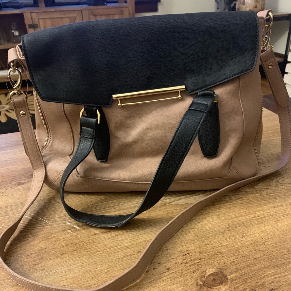 Danielle Nicole Purse